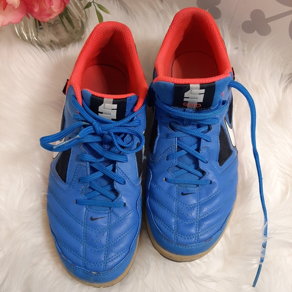 Nike5 Gato Shoes Rare - Picture 7 of 8